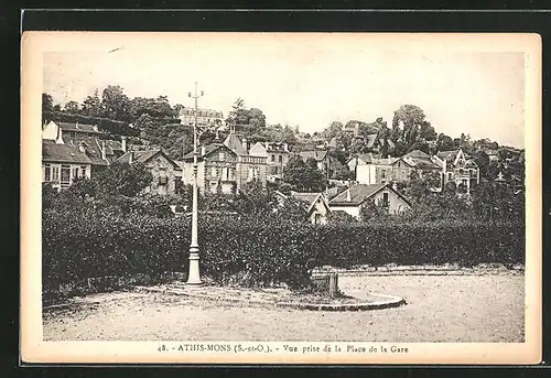 AK Athis-Mons, Vue prise de la Place de la Gare