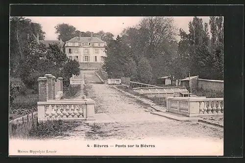 AK Bievres, Ponts sur la Bievres, Chateau