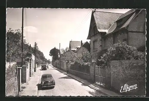 AK Angerville, La Rue de la Gare