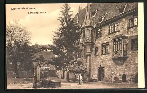 AK Maulbronn, Kloster, Ephoratsgebäude mit Brunnen