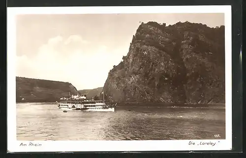 AK Loreley, Dampfer auf dem Rhein mit Loreley