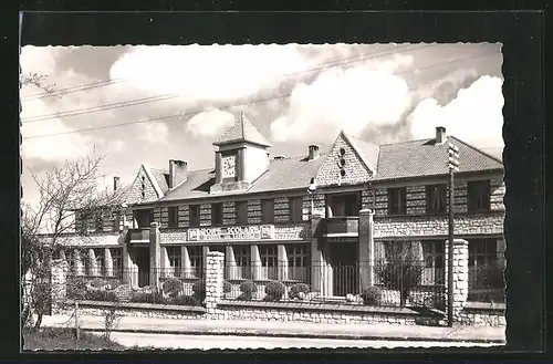 AK Veneux-les-Sablons, Le Groupe Scolaire