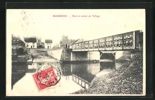 AK Mouroux, Pont et entrèe du Village