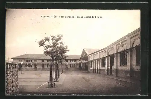 AK Pessac, École des garcons, Goupe Aristide Briand