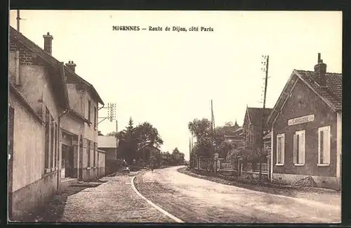 AK Migennes, Route de Dijon, côte Paris