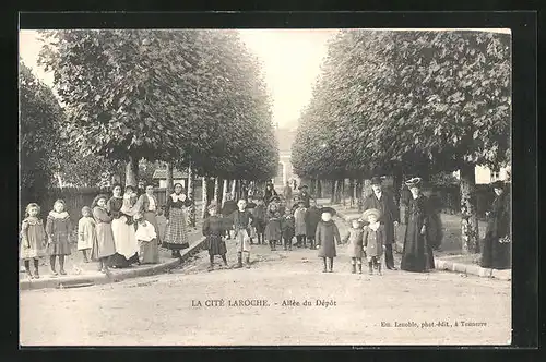 AK Laroche, La Cité, Allée du Dépôt