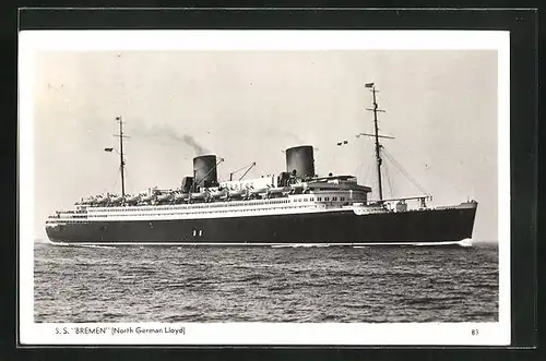 AK Passagierschiff S.S. Bremen auf See