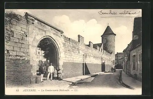 AK Auxerre, La Gendarmerie Nationale