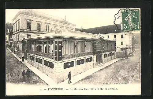 AK Tonnerre, Le Marché Couvert et l`Hotel de Ville