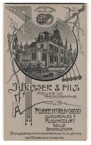 Fotografie J. Husser & Fils, Porrentruy, Ansicht Porrentruy, Foto-Atelier & Geschäftshaus, Rückseitig Damen-Portrait