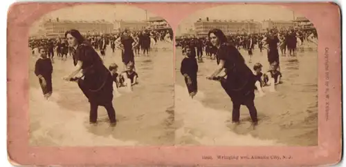 Stereo-Fotografie B.W. Kilburn, Littleton, Ansicht Atlantic City / NJ, Badegäste im Strandbad