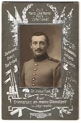 Fotografie hans Wunderlich, Bayreuth, Portrait Soldat in Uniform mit Schulterstück Rgt. 7