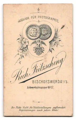 Fotografie Rich. Fritzsching, Bischofswerda i / S., Albertstrasse 17, Portrait bürgerliche Dame in modischer Kleidung