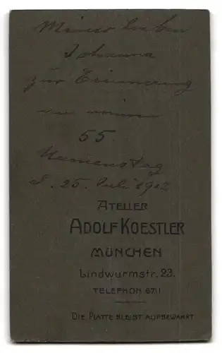 Fotografie Adolf Koestler, München, Lindwurmstrasse 23, Portrait statticher Herr mit Fliege und Schnurrbart