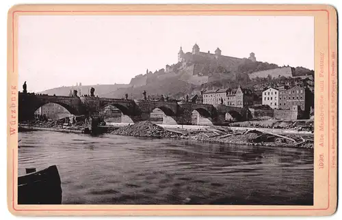 Fotografie Römmler & Jonas, Dresden, Ansicht Würzburg, Mainbrücke und Festung, Restauration Zu den Drei Raben