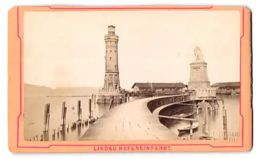 Fotografie Zabuesnig, Kempten, Ansicht Lindau / Bodensee, Hafeneinfahrt mit Leuchtturm