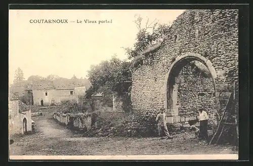 AK Coutarnoux, Le Vieux portail