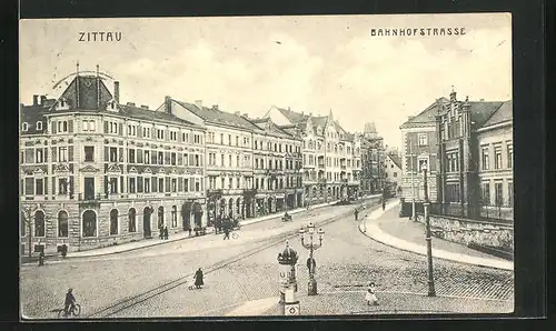 AK Zittau i. Sa., Passanten in der Bahnhofstrasse