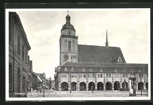 AK Dessau, Marienkirche mit Buden