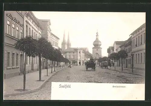 AK Saalfeld, Breitestrasse mit Kirche