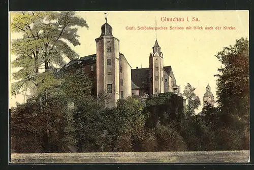 AK Glauchau i. Sa., Schönburgsches Schloss mit Blick nach der Kirche