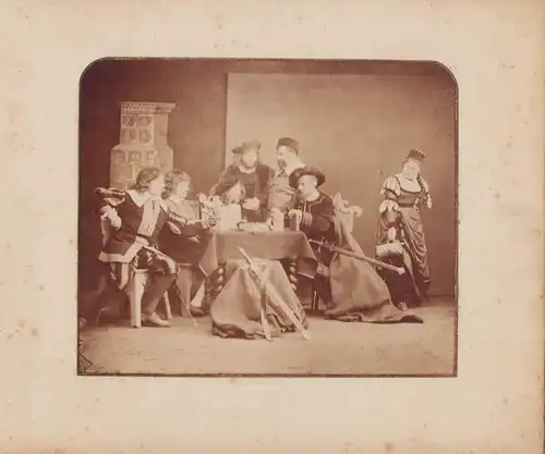 Fotoalbum 5 Original-Fotografien Lutherspiel zu Calbe a. S. 1888, Ansicht Calbe, Theaterszenen, Dialoge Handgemalte