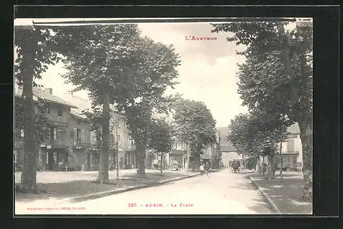 AK Aubin, La Place