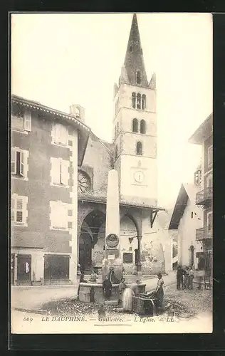 AK Guillestre, L`Eglise