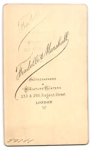 Fotografie Fradelle & Marshall, London, 230 & 246 Regent St., Portrait alter Mann mit ungepflegtem Vollbart