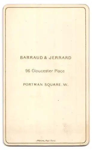 Fotografie Barraud & Jerrard, London, 96 Gloucester Place, Portrait lockiger Mann im Anzug mit Vollbart