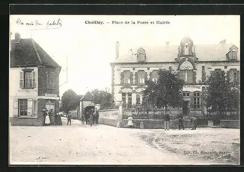 AK Chailley, Place de la Poste et Mairie