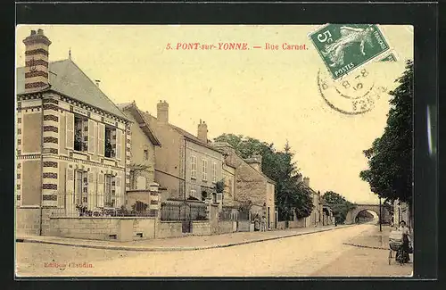 AK Pont-sur-Yonne, Rue Carnot