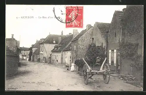 AK Guillon, La Rue d`en haut