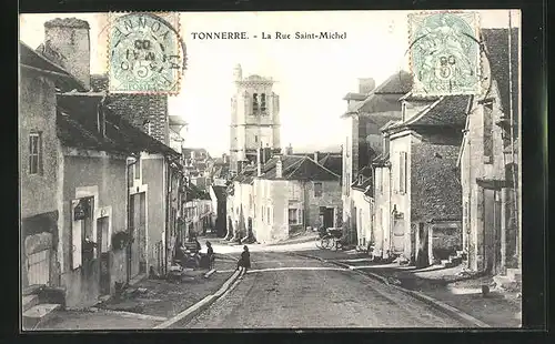 AK Tonnerre, La Rue Saint-Michel
