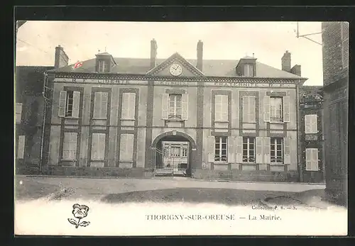 AK Thorigny-sur-Oreuse, La Mairie