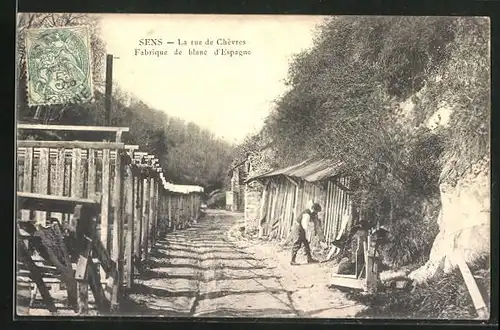 AK Sens, La Rue de Chevres