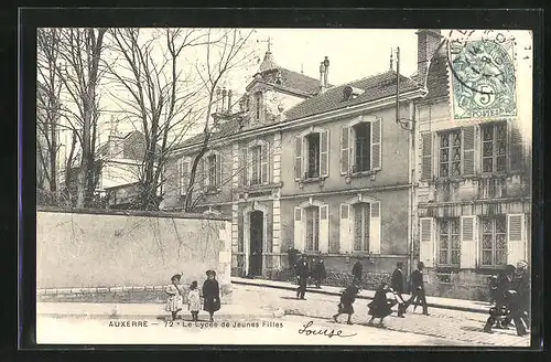 AK Auxerre, Le Lycee de Jeunes Filles