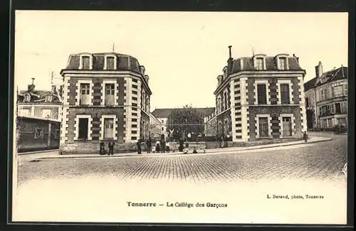 AK Tonnerre, Le College des Garcons