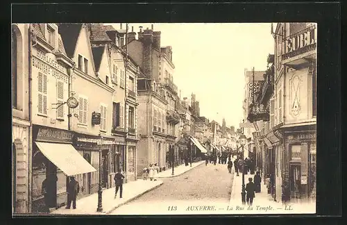 AK Auxerre, La Rue du Temple