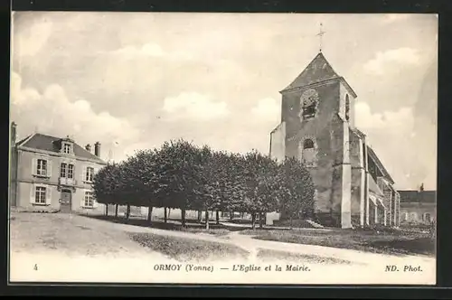 AK Ormoy, L'Eglise et la Mairie