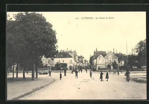 AK Auxerre, La Porte de Paris