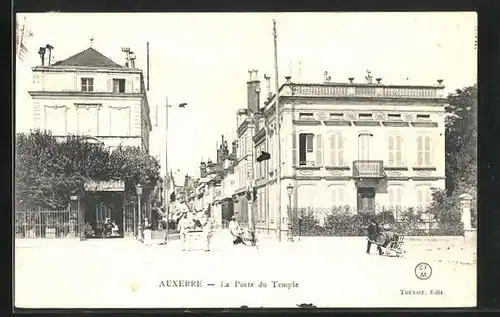 AK Auxerre, La Porte du Temple