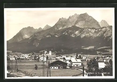 AK St. Johann in Tirol, Ortsansicht mit Gebirgswand
