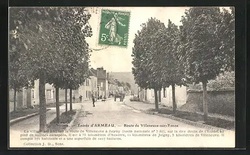 AK Armeau, L`Entrée du Village, Route de Villeneuve-sur-Yonne