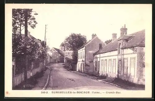 AK Égriselles-le-Bocage, Grande-Rue