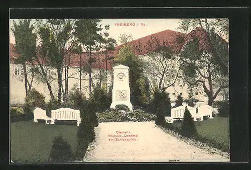 AK Freiberg i. Sa., Schlossplatz mit Clemens Winkler Denkmal