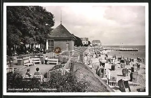 AK Wyk a. Föhr, Sicht auf die Promenade