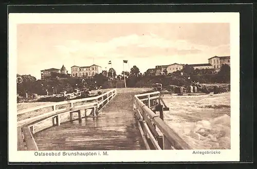 AK Brunshaupten i. M., Blick auf die Anlegerbrücke