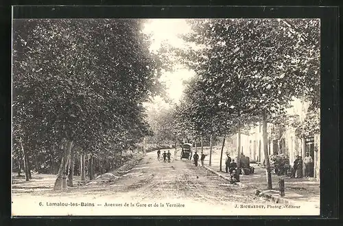 AK Lamalou-les-Bains, Avenues de la Gare er de la Verniére