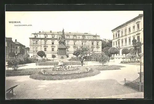 AK Weimar, Watzdorfplatz mit Denkmal